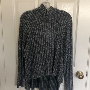 American eagle baggy turtle neck